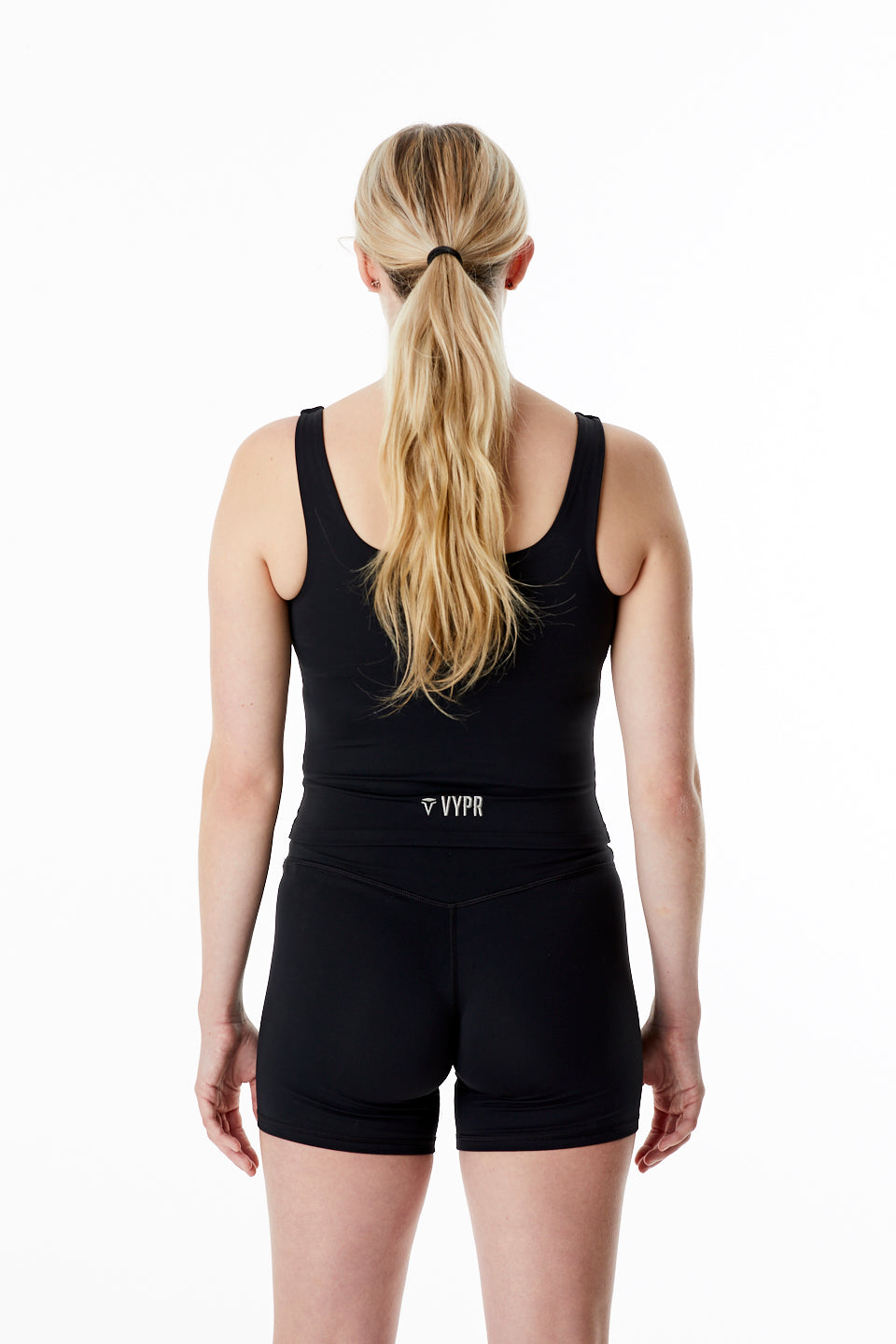 VYPR NOVA - Women's Sportswear - activewear for training and fitness 
