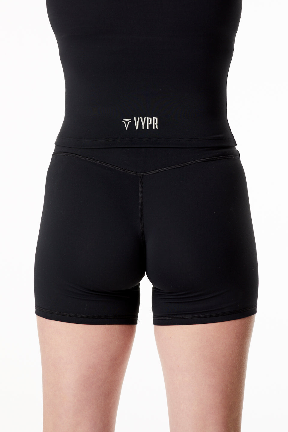VYPR NOVA - Women's Sportswear - activewear for training and fitness 